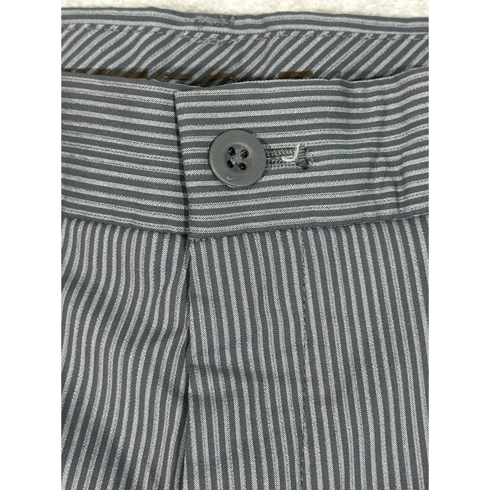 Nike Golf Shorts Men's 30 Chino Grey Striped Performance Standard‎ Fit